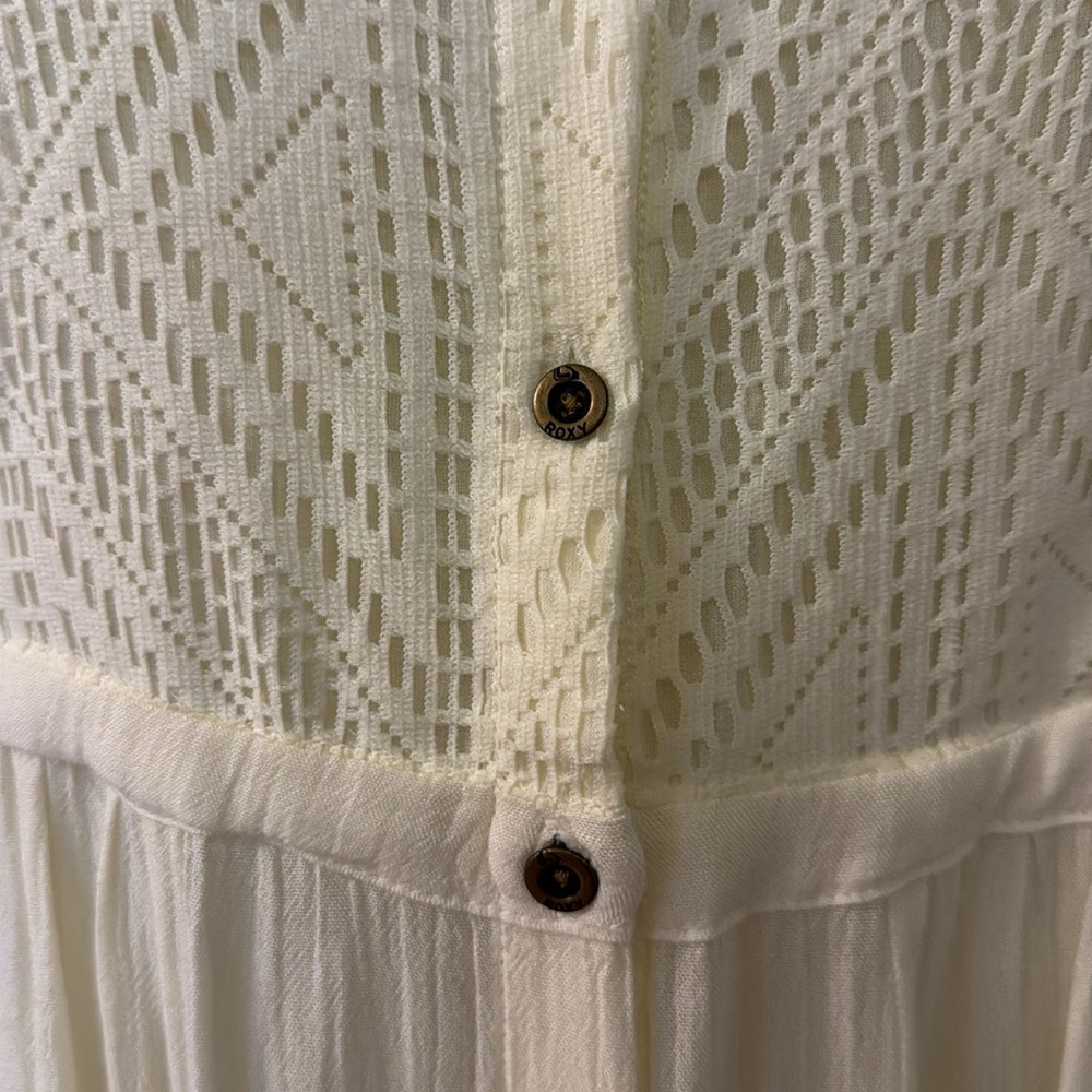 NWT ROXY Women’s Cream Crochet Coverup Dress Size Small - Picture 3 of 9